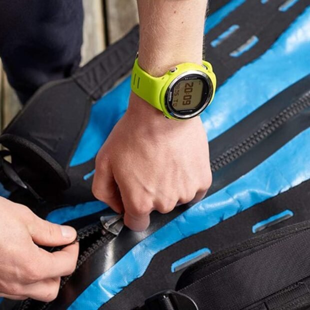 Suunto D4i Novo Dive Computer (Lime w/Steel Bezel  Transmitter)