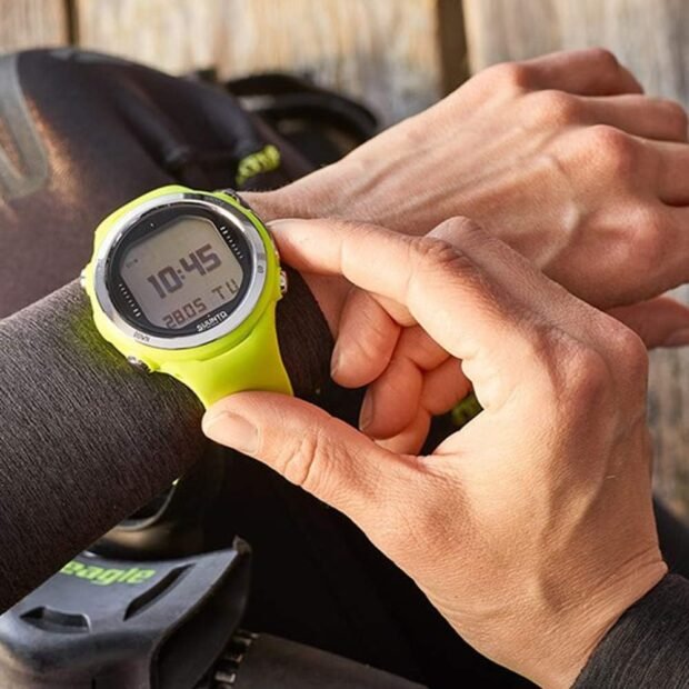 Suunto D4i Novo Dive Computer (Lime w/Steel Bezel  Transmitter)